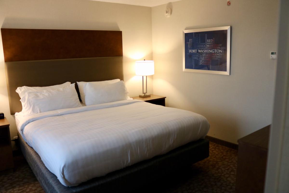 Holiday Inn Express Fort Washington - Jessica Lawlor