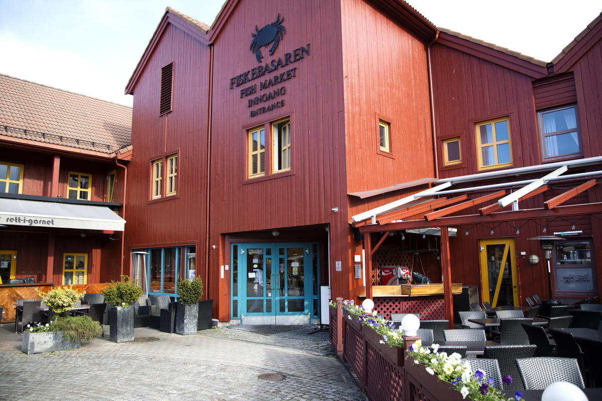 Fiskeutsalget til Reinhartsen på Fiskebrygga i Kristiansand