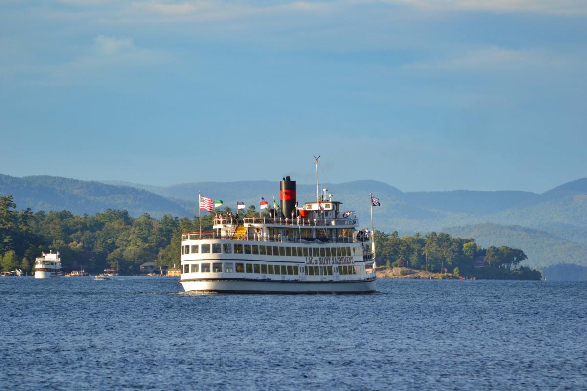 Lac du Saint Sacrement on Lake George