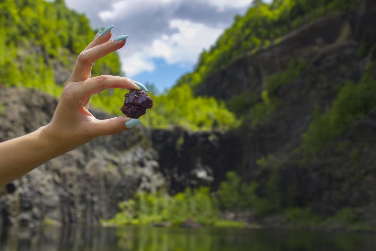 Garnet Mining