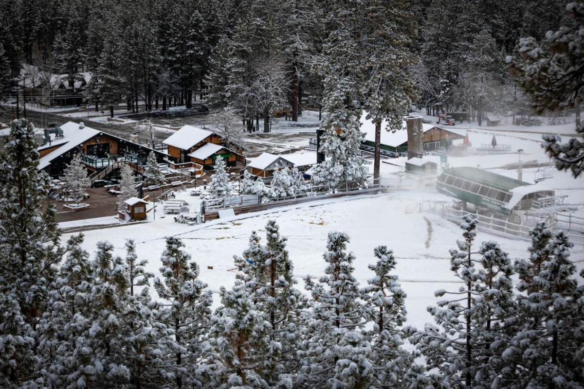 Snow_Summit_Ski_Resort