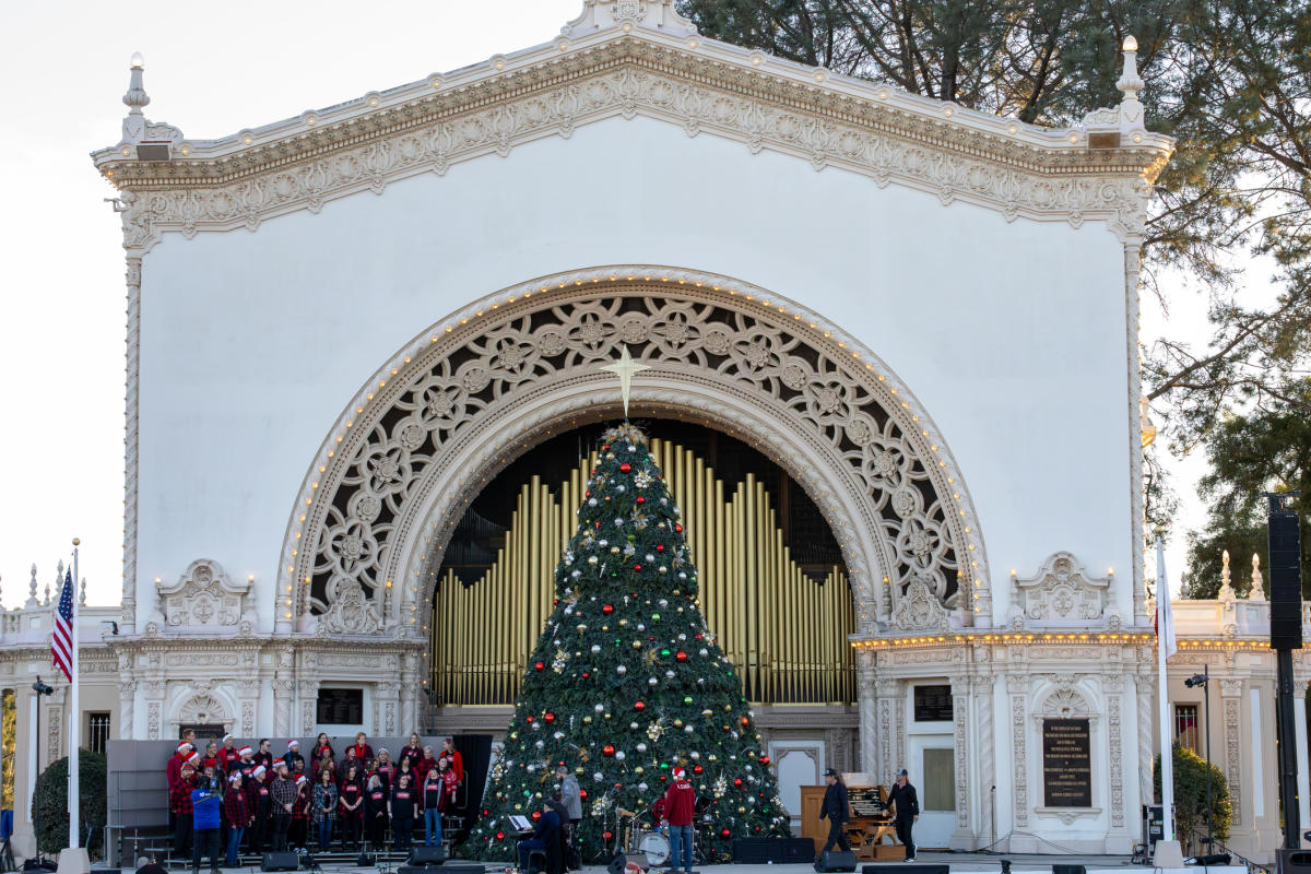Balboa_Park_Christmas