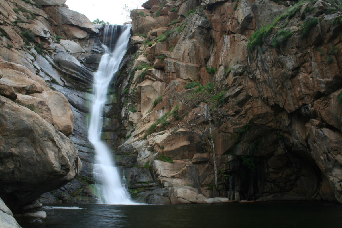 Cedar-Creek-Falls