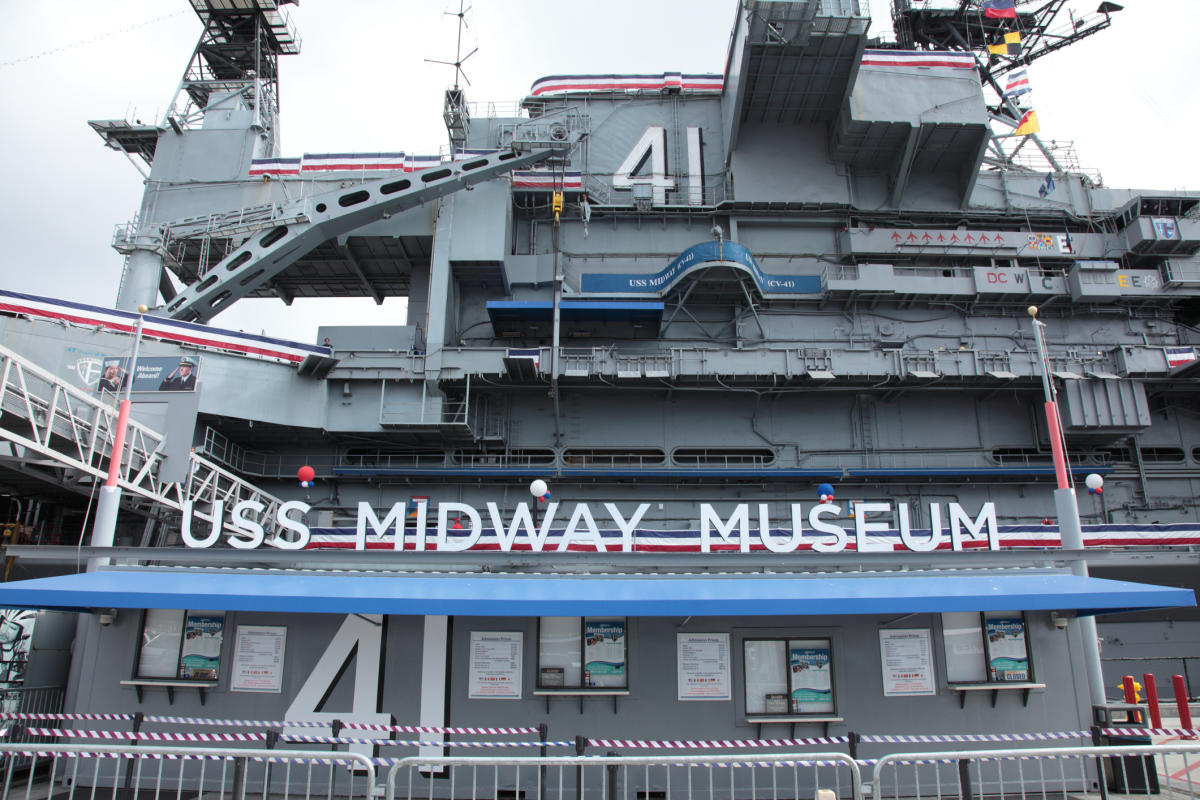 USS_Midway