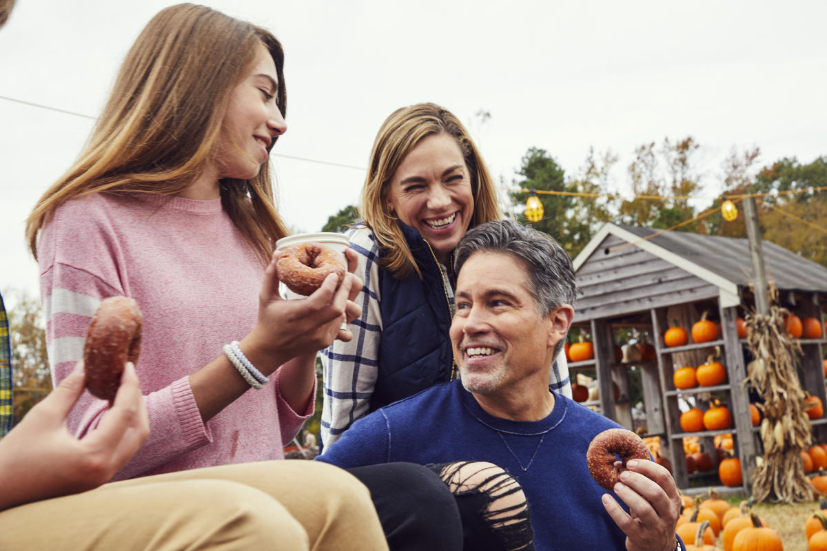 fall pumpkin patch family
