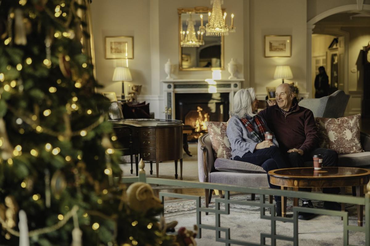 Couple at the Williamsburg Inn during the Holidays