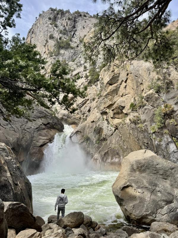 Roaring River Falls in Kings Canyon National Park