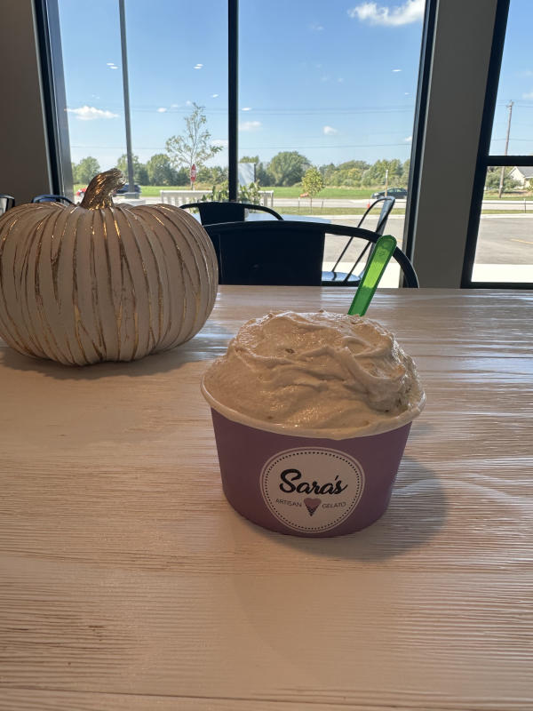 Sara's Gelato Maple Cookie