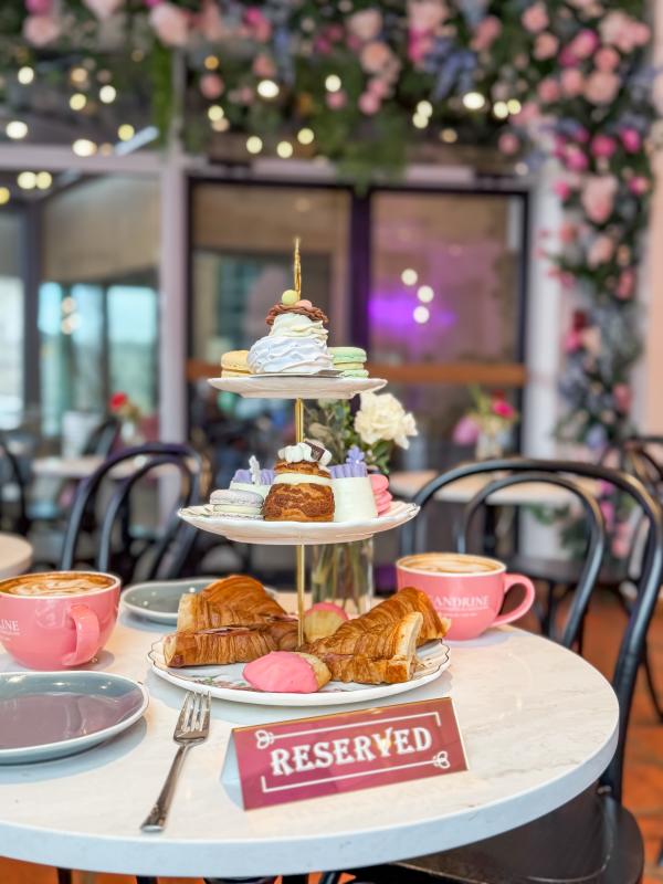 Sandrine French Pastry & Chocolate Lakeshore - Patisserie & Cafe