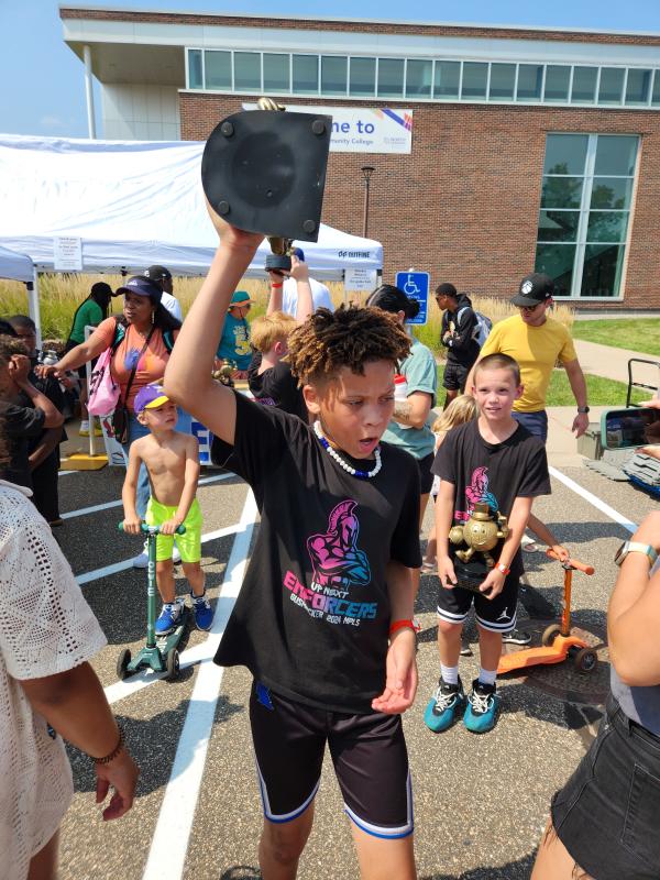 Gus Macker trophy winner