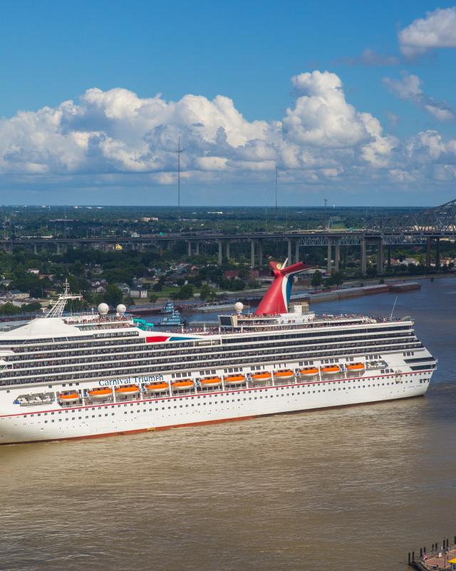 Classic New Orleans Tails Cruise Ship