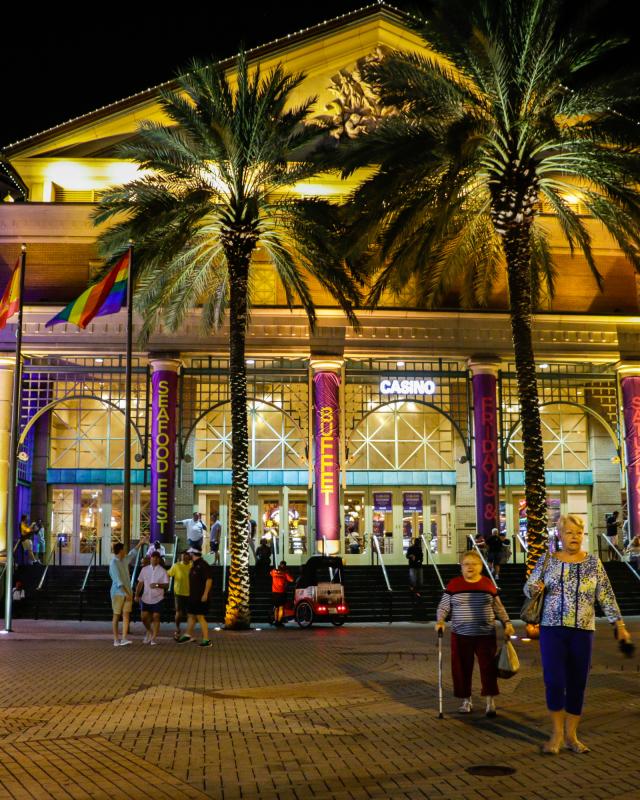 harrahs casino new orleans reopening