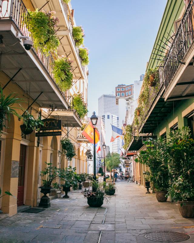 Exchange Place- French Quarter