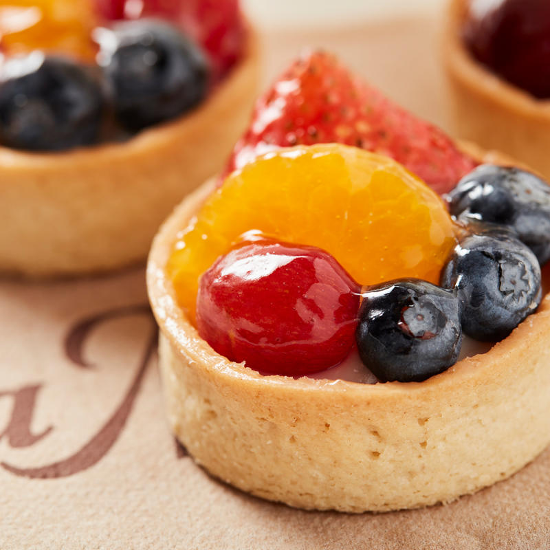 Close-up shot of a fruit tarte from La Madeleine French Bakery & Cafe