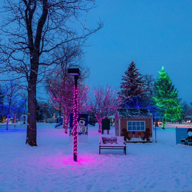 Conwell Park Casper, WY Holiday Square Lighting