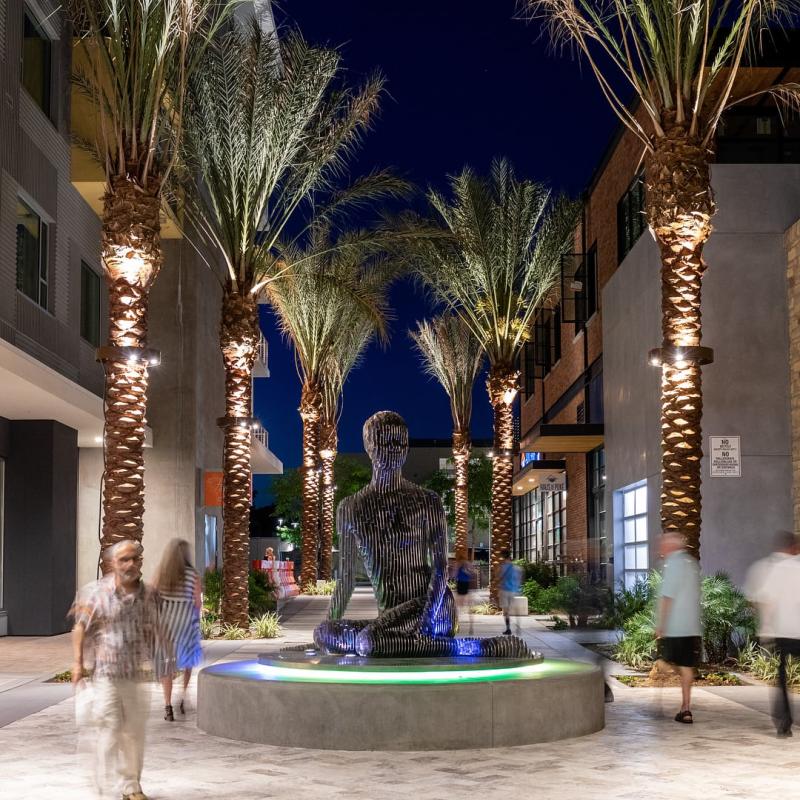 Isabelle schulpure outside the rowan kimpton hotel