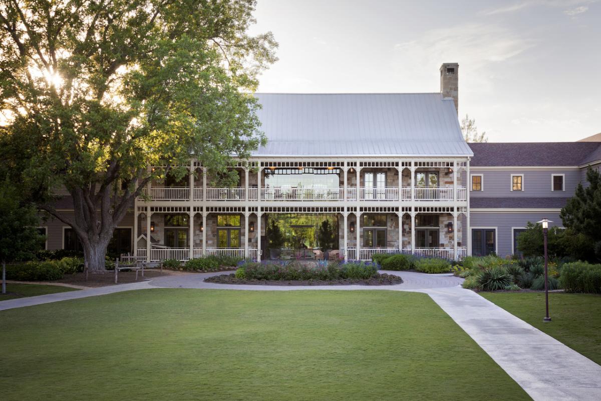 Riversong Lawn Porch