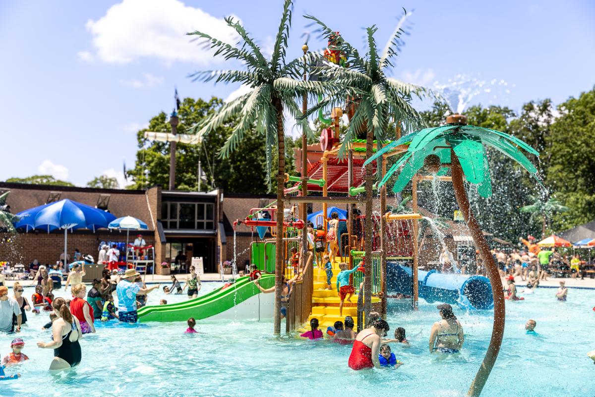 Pirate's Cove Waterpark - Several People at Play in the Water - OBVFX - AG .jpg