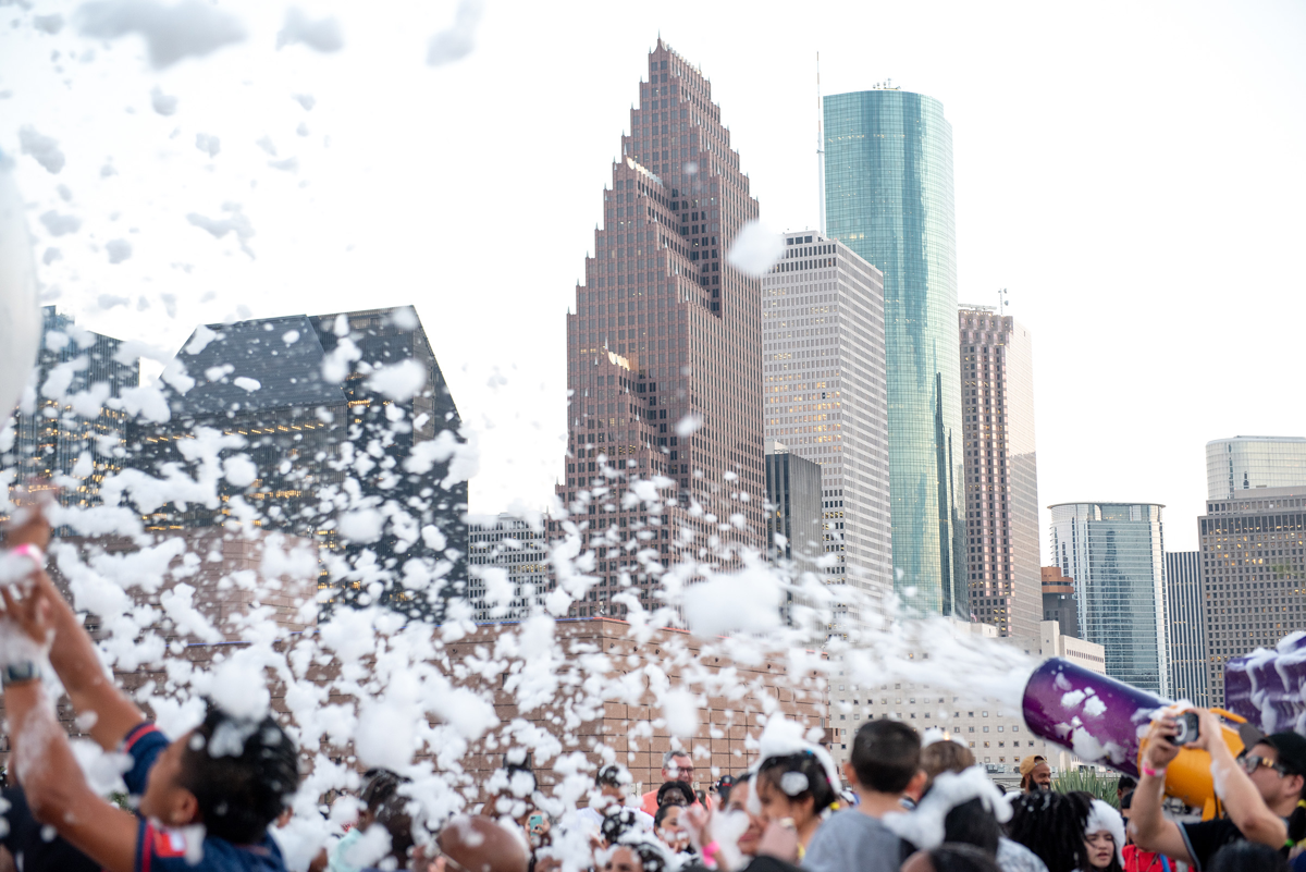 POST Houston - foam party