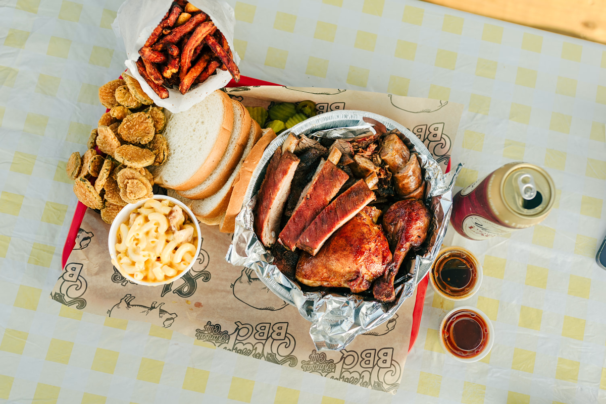 slaps patio + food ig