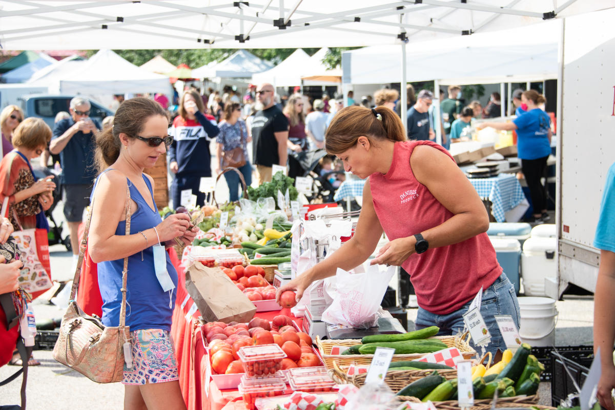 College View Farmers Market