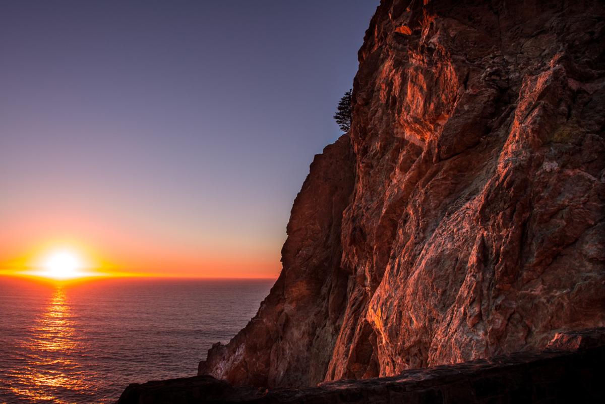 Sunset views at Devil's Slide Trail in Pacifica California