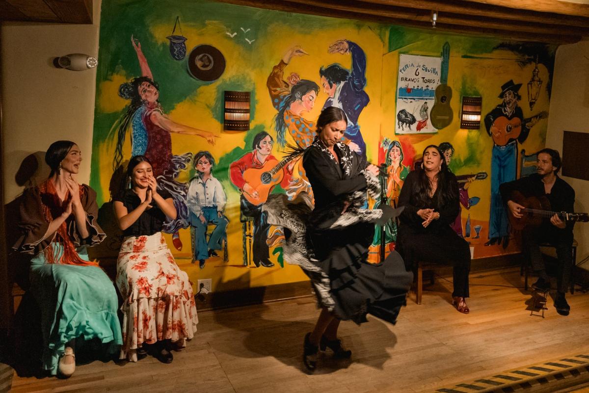 El Farol Flamenco