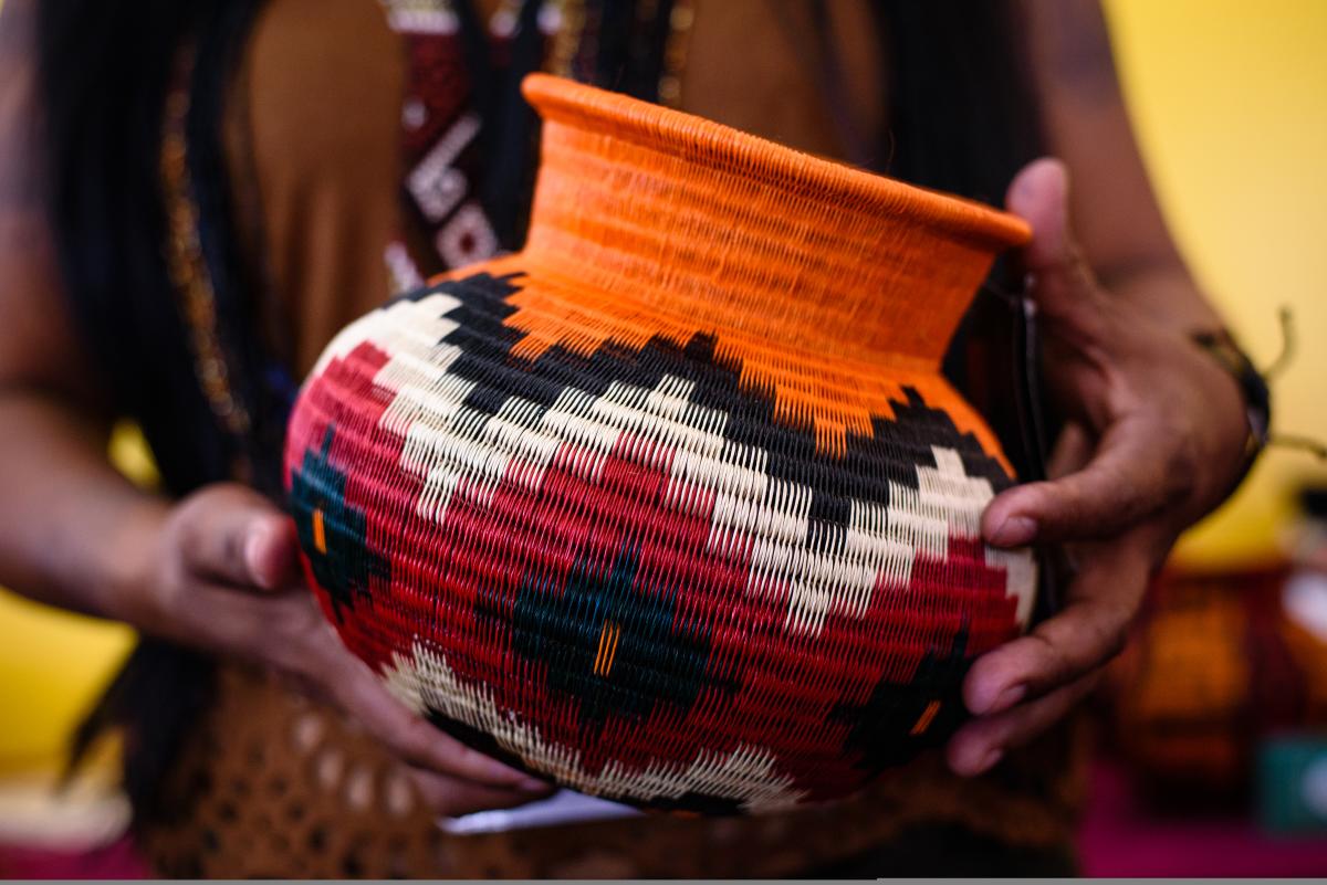 Basket by Crucelina Chocho Opua