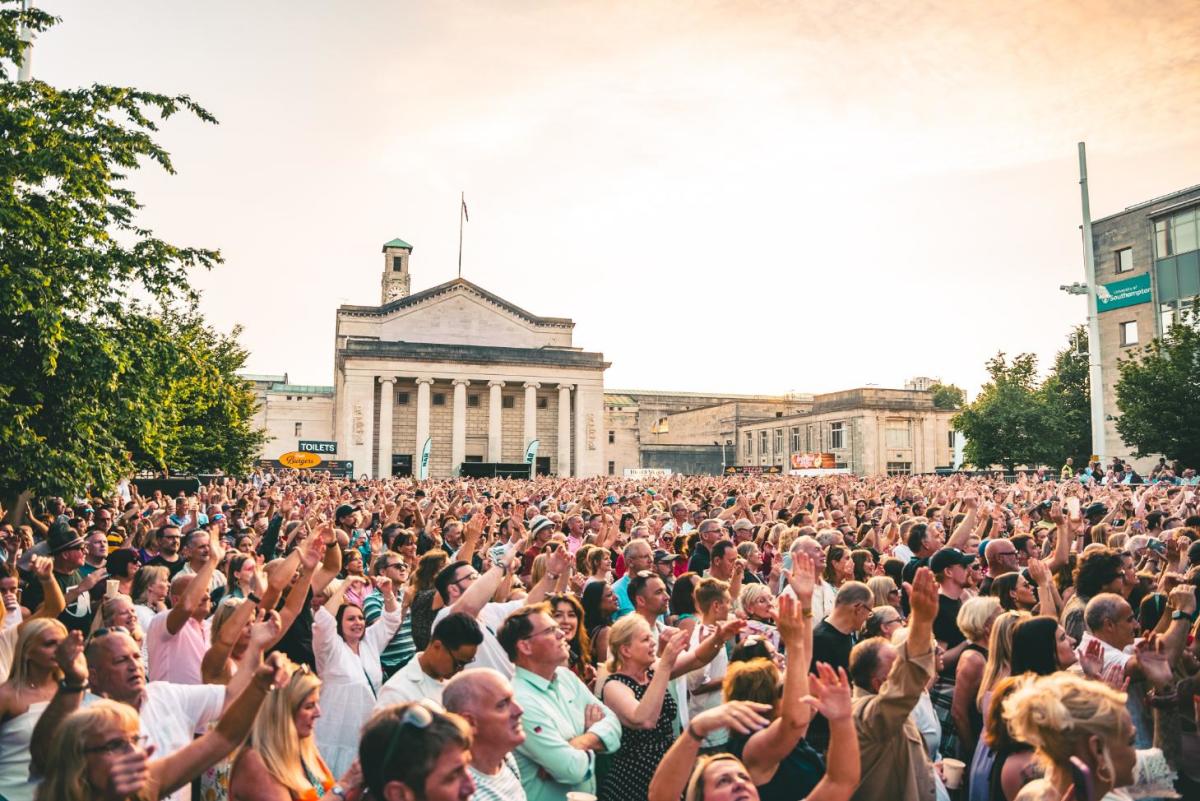 Large standing crowd in Guildhall Square ahead of Southampton Summer Sessions performances