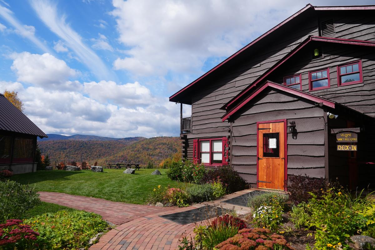 Garnet Hill Lodge and fall foliage on Adirondack Mountains