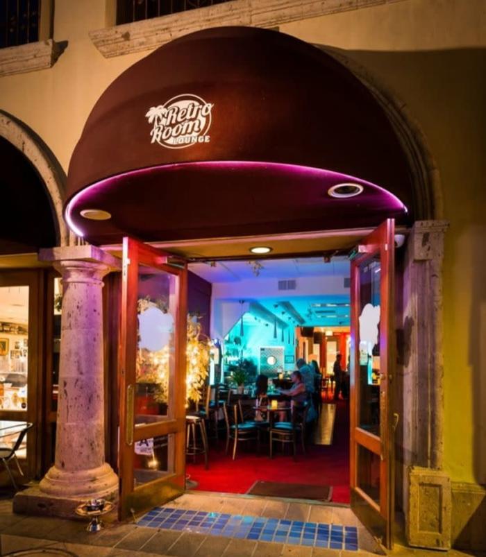 RetroRoom Lounge exterior door