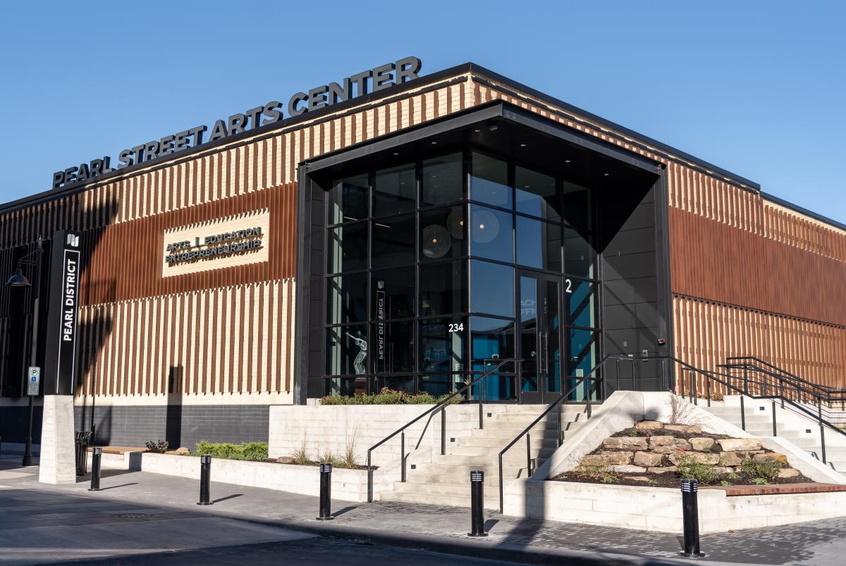 Exterior view of Pearl Street Arts Center