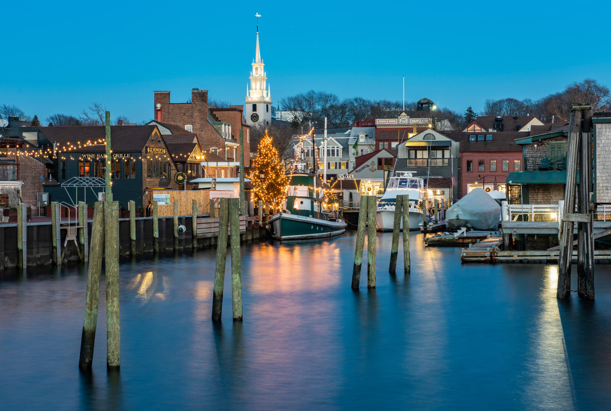 Bowen's Wharf Christmas Downtown