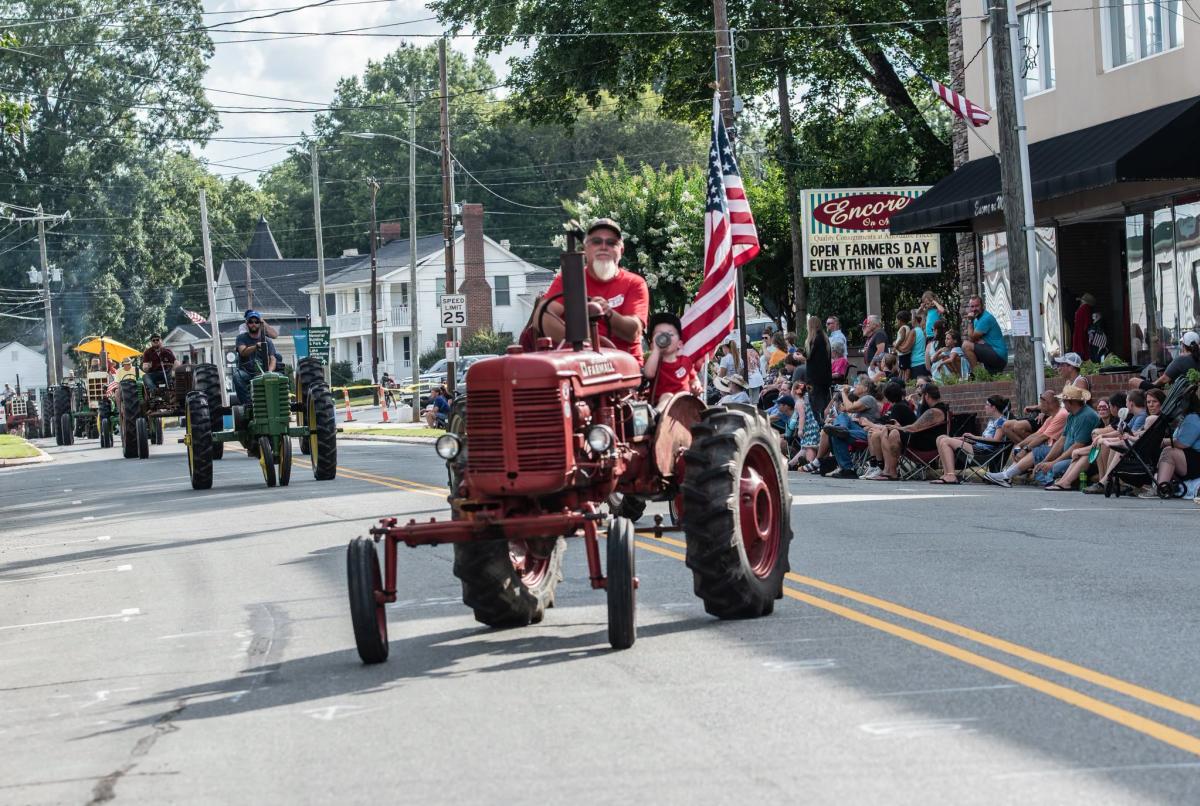 Farmers Day Tractor Parade