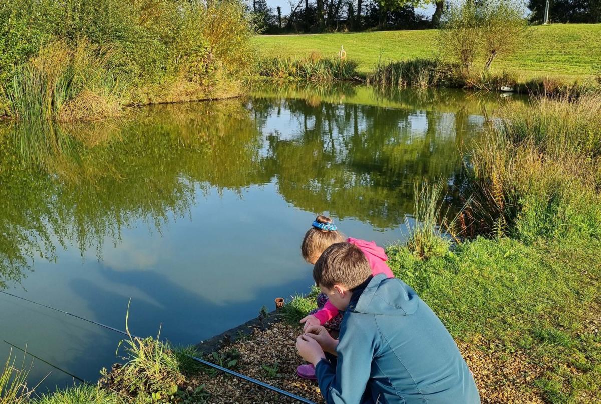 Kids fishing