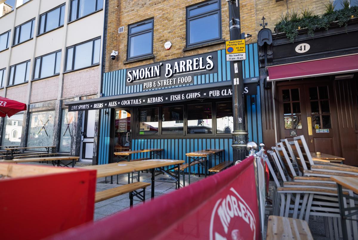 Smokin' Barrels exterior