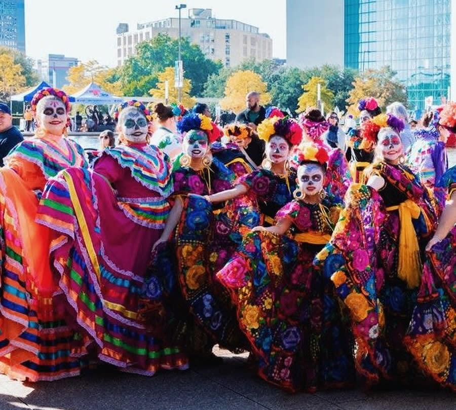 Dallas Dia de los Muertos Parade Festival
