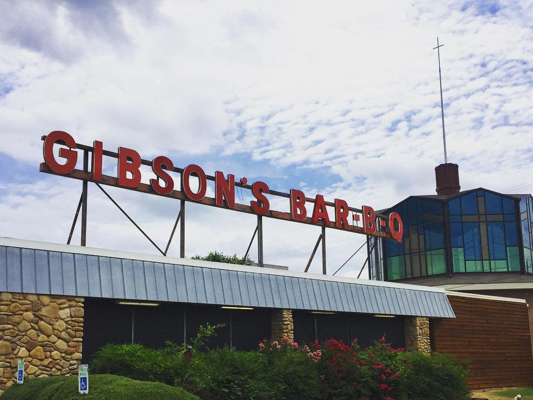 Gibson's BBQ Huntsville