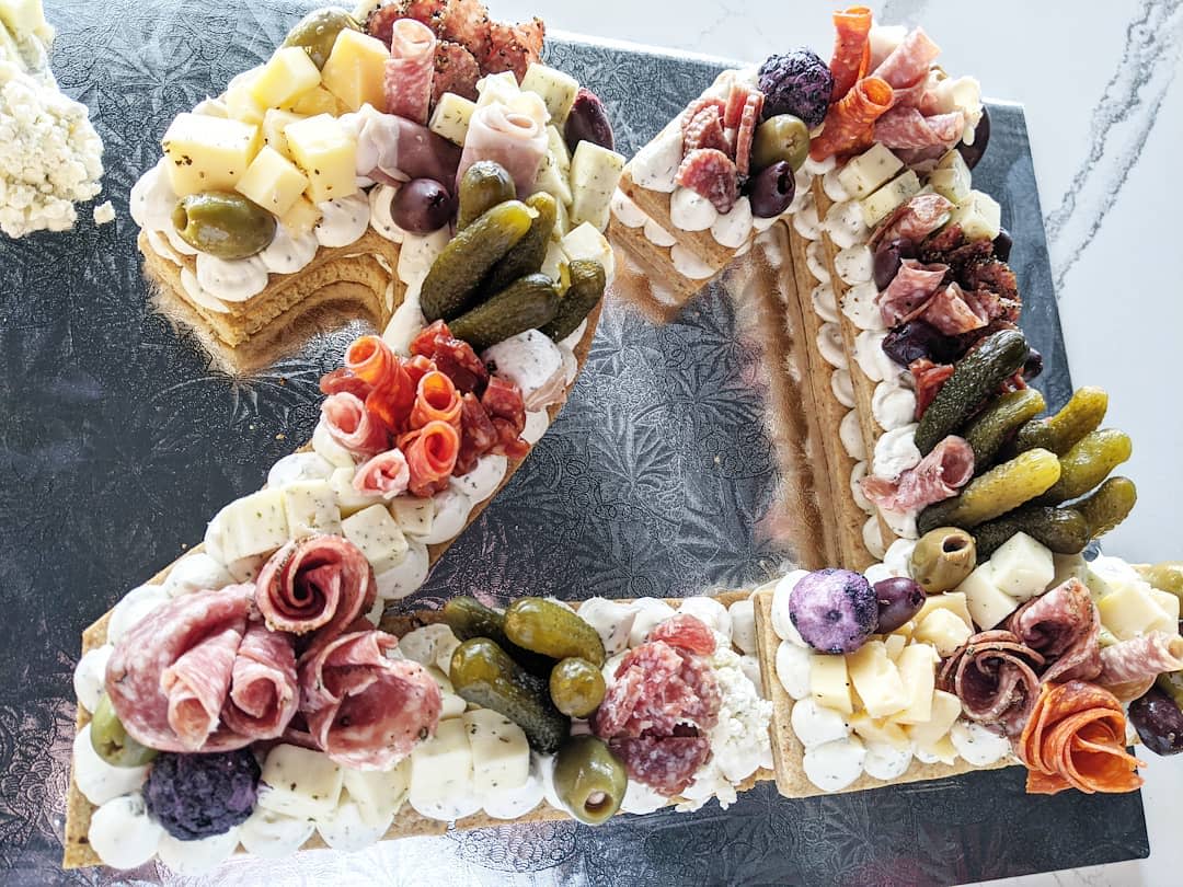 The Bubbly Tart charcuterie board in form of number 21