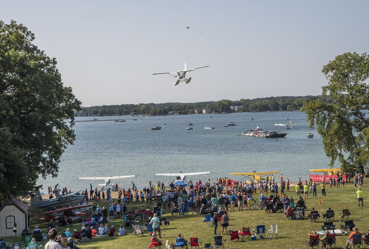 Indiana Seaplane Splash-Inn