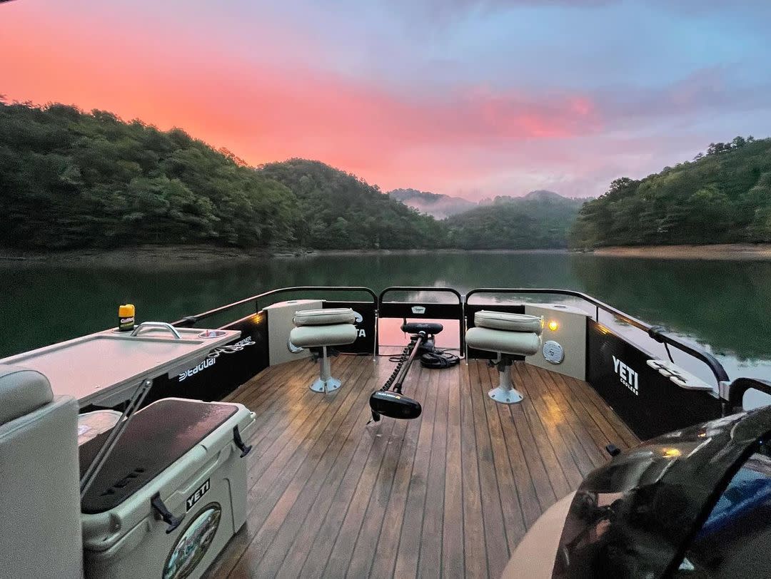 Fontana Lake Sunset Boat Tour