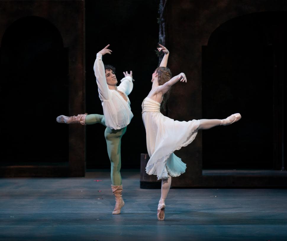 Romeo and Juliet, Cincinnati Ballet (photo: Peter Mueller)