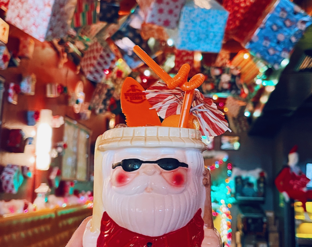 Nickle City Sippin' Santa