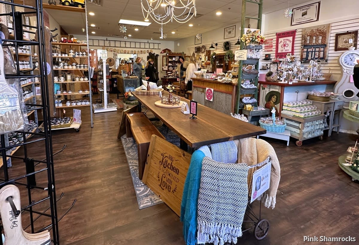 inside view of Pink Shamrocks