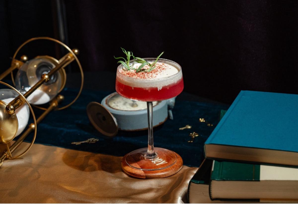 Story Bar + Kitchen in Anaheim Hills Martini