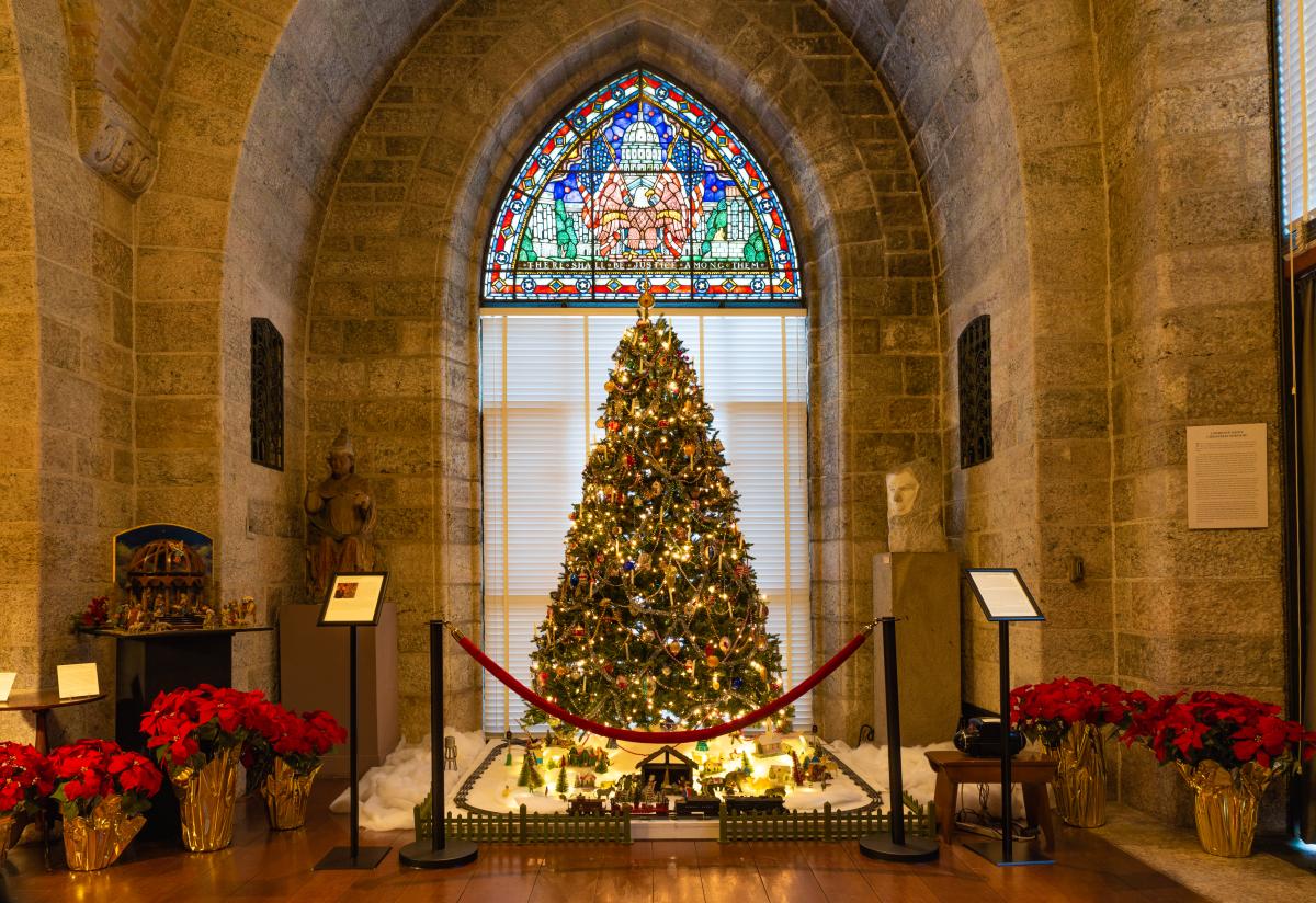 Glencairn Museum Christmas Tree