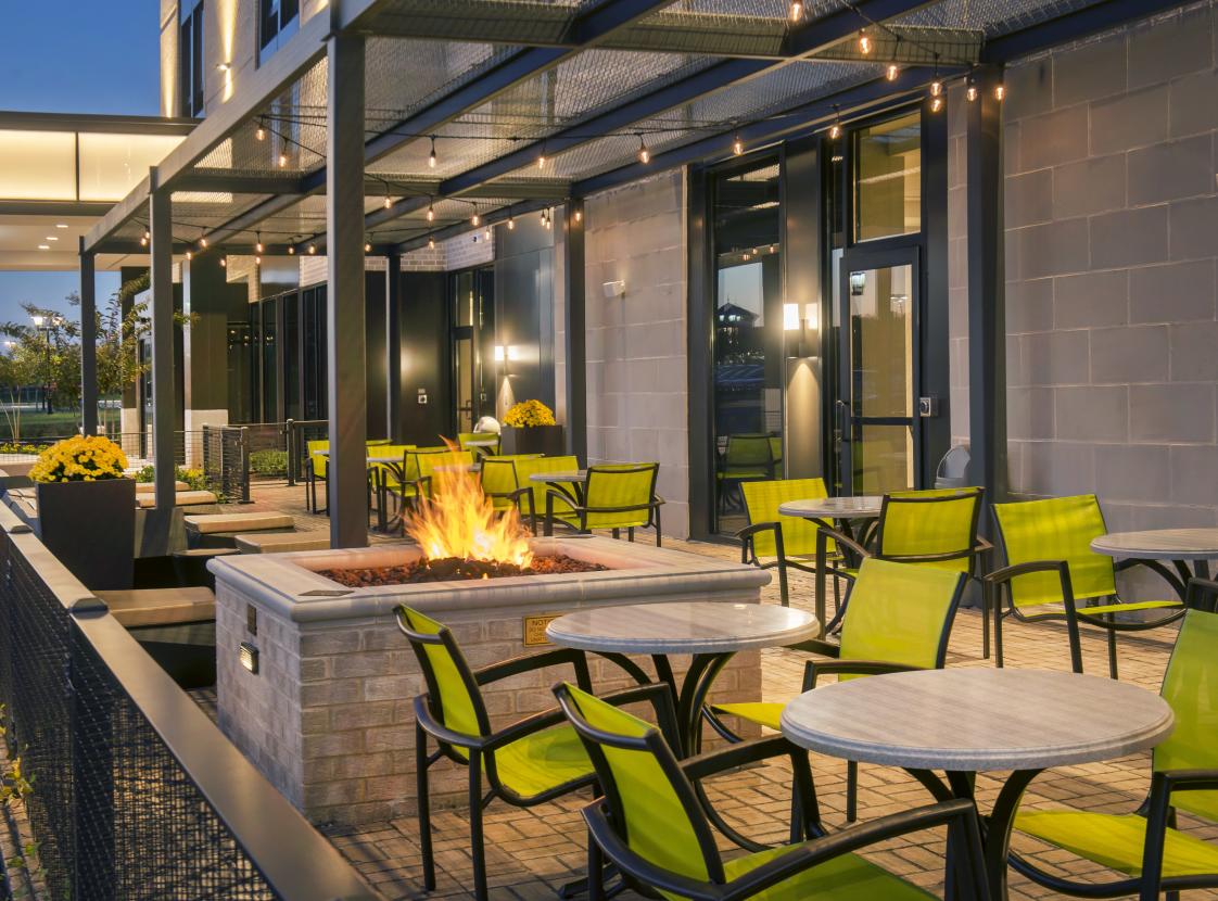 Outdoor seating w/Fire-pit