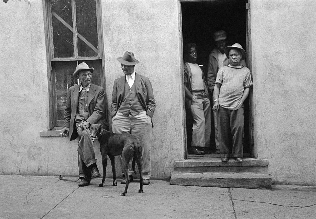 Gordon Parks pool hall image