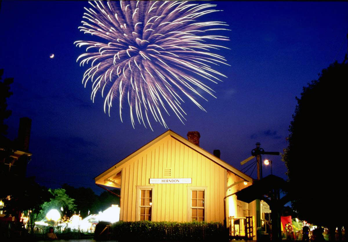 Town of Herndon Independence Day fireworks