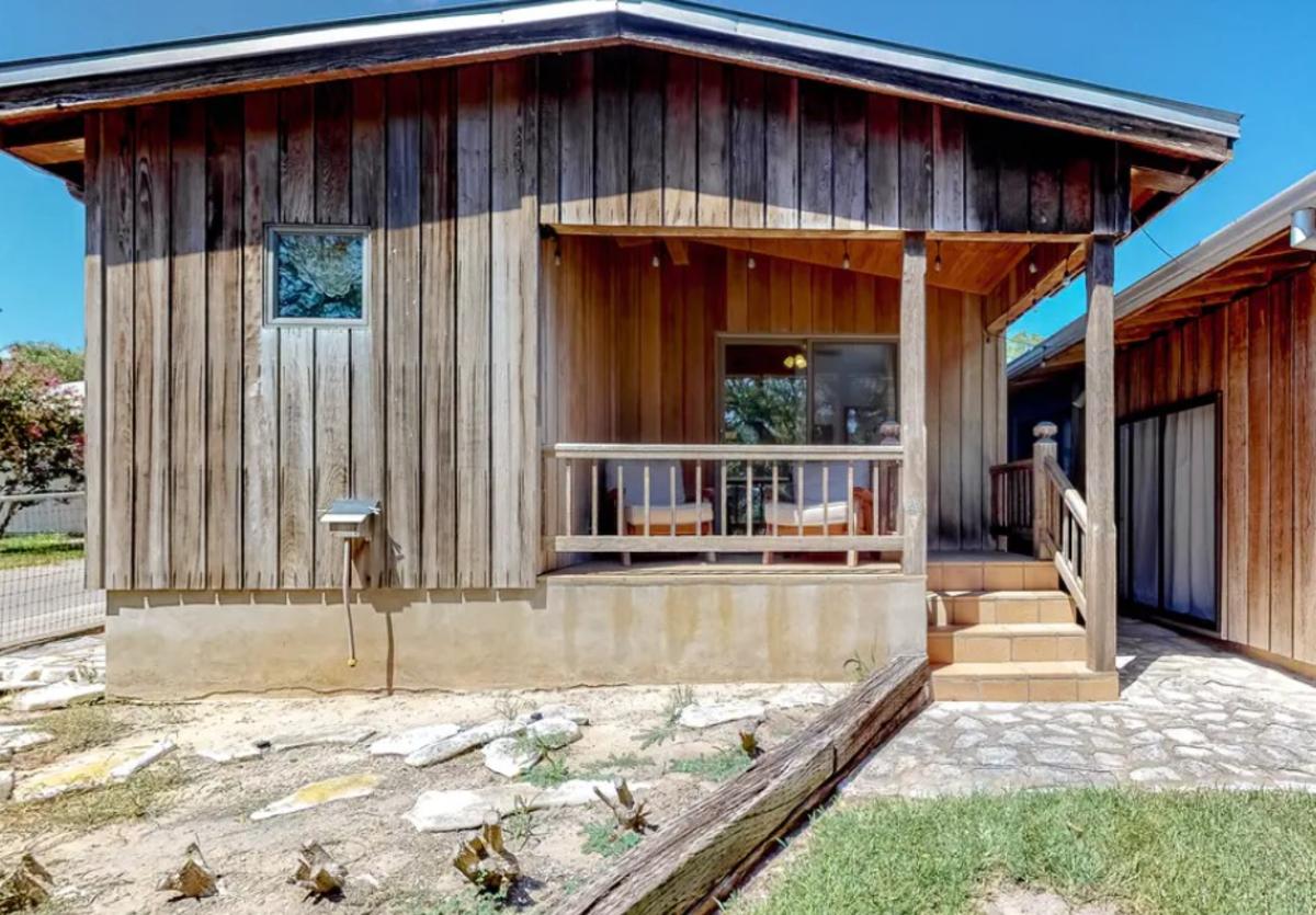 Redwood Lodge